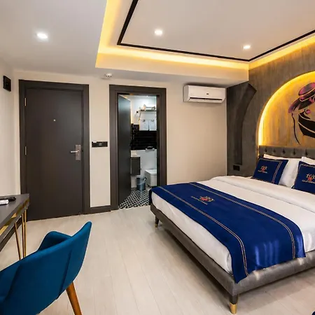 California Hotel 3*