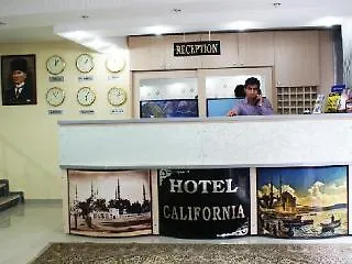 California Hotel 3*